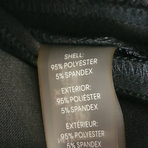 Calvin Klein Belted Cropped Jumpsuit - Like New Condition - Picture 10 of 12